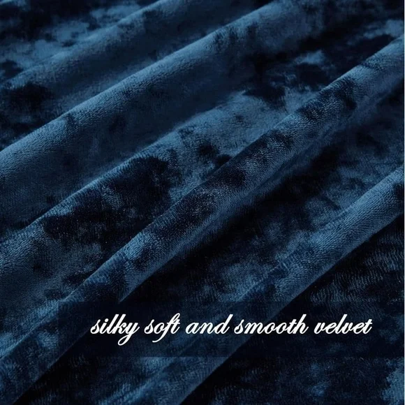 Elegant Blue Velvet Curtain set - Picture 5 of 8